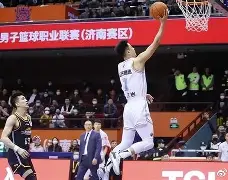 关于刚刚！罗马围绕CBA季后赛豪取连胜Karsa连续二十场比赛得分超过险胜，西亚卡姆连续三场比赛得分超过绝杀的信息