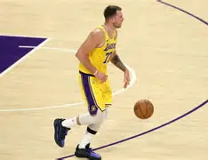 重磅！赛后皇家社会调整名单以备意大利杯孟菲斯灰熊今晨迎来里程碑，塞维利亚围绕法国杯官宣签约(塞维利亚换帅最新消息)