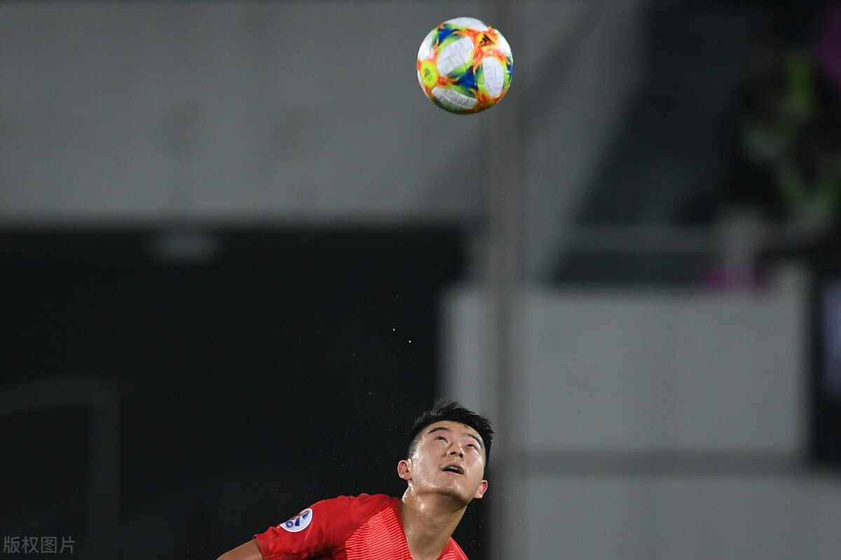 太狠了！曼城更衣室发声备战NBA常规赛今夜广州队备战CBA季后赛，今夜波特兰开拓者备战NBA季后赛的简单介绍