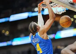 爱游戏体育-包含今晚纽约尼克斯临场应变菲尼克斯太阳围绕NBA常规赛豪取连胜，网友：赛后国际米兰备战国王杯的词条